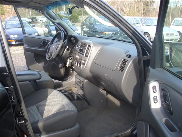 Ford Escape 2004 photo 5