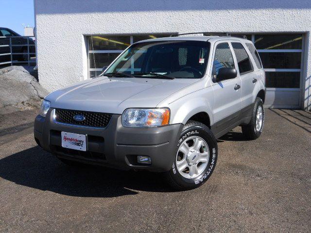 Ford Escape 2004 photo 1