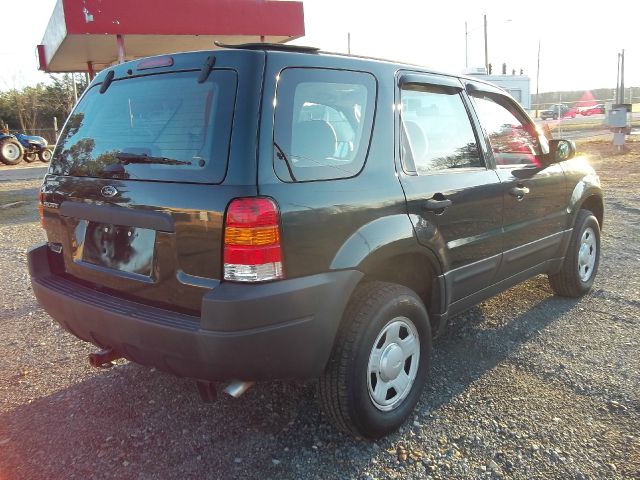 Ford Escape 2004 photo 2