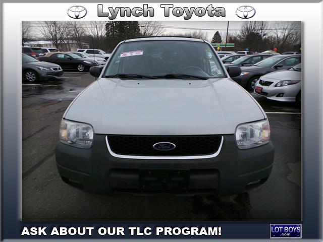 Ford Escape 2004 photo 2