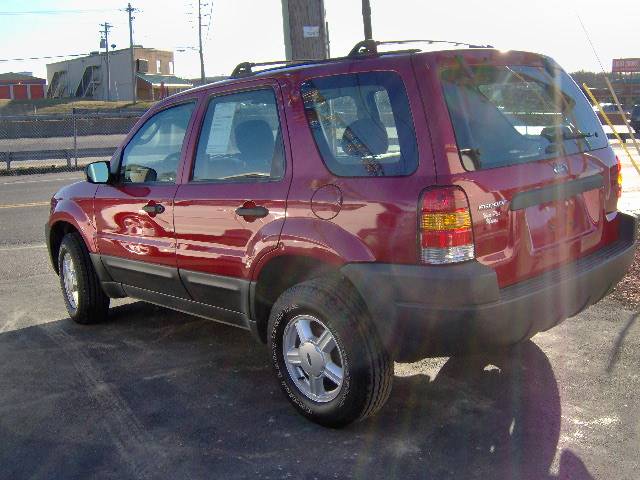 Ford Escape 2004 photo 4