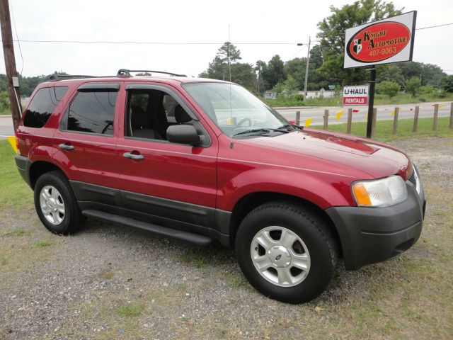 Ford Escape 2004 photo 2
