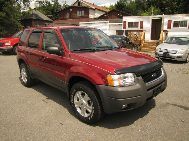 Ford Escape 2004 photo 1