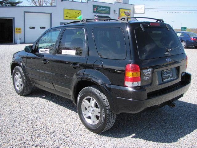 Ford Escape 2004 photo 3
