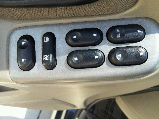 Ford Escape 2004 photo 3