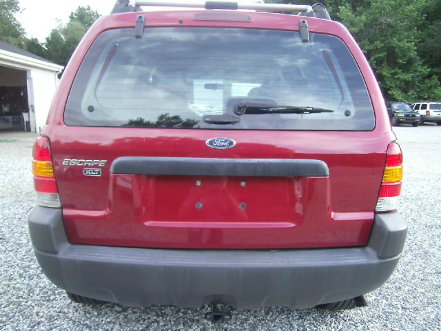 Ford Escape 2004 photo 3