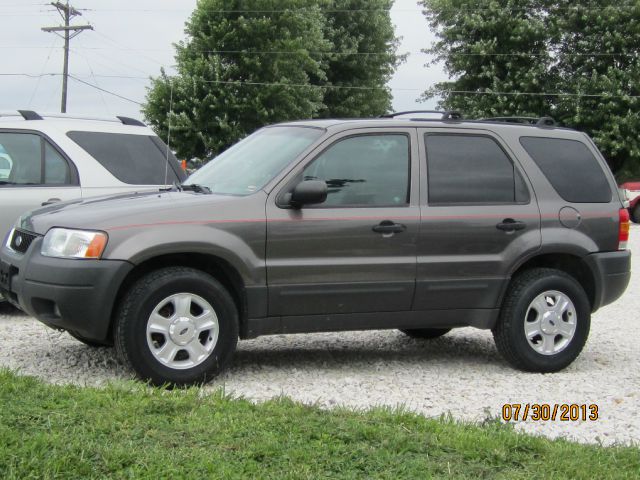 Ford Escape 2004 photo 2