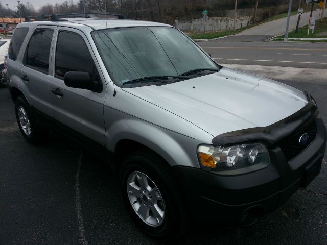 Ford Escape 2004 photo 4