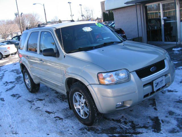 Ford Escape 2004 photo 1