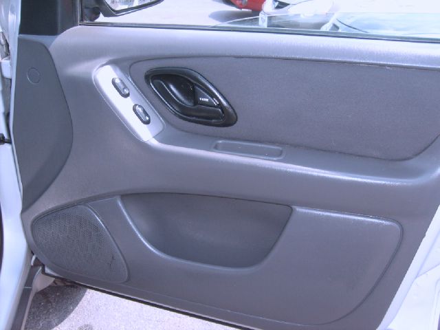 Ford Escape SL 4x4 Regular Cab SUV