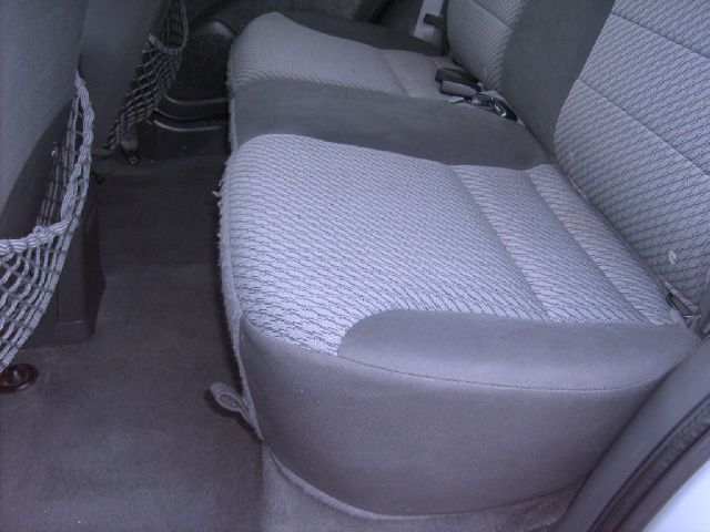 Ford Escape 2004 photo 20
