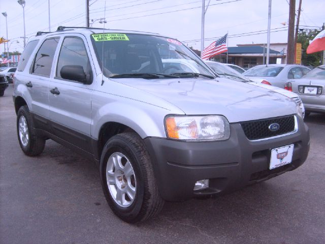 Ford Escape 2004 photo 3