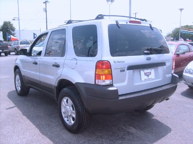 Ford Escape 2004 photo 37