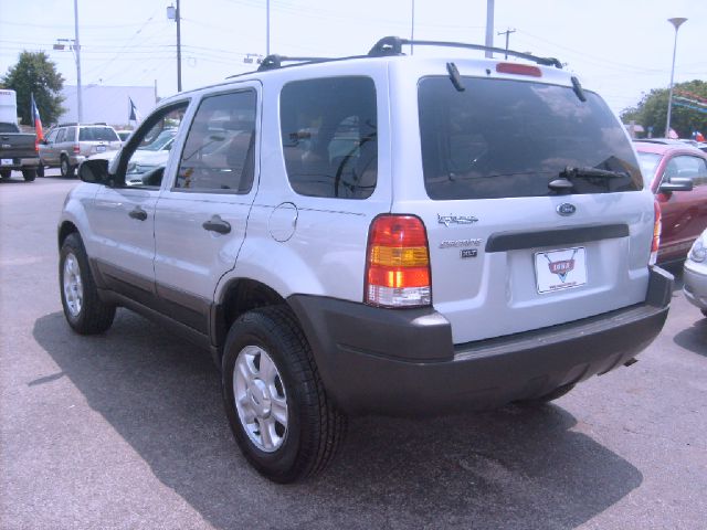 Ford Escape 2004 photo 38