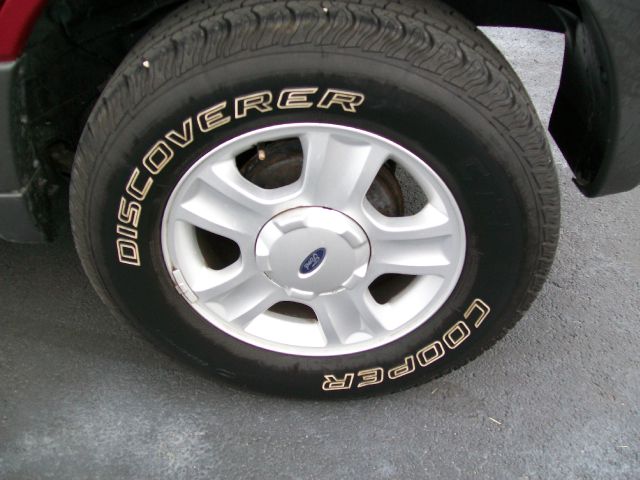 Ford Escape 2004 photo 4