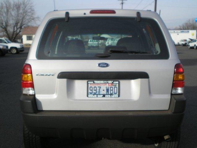 Ford Escape 2004 photo 4