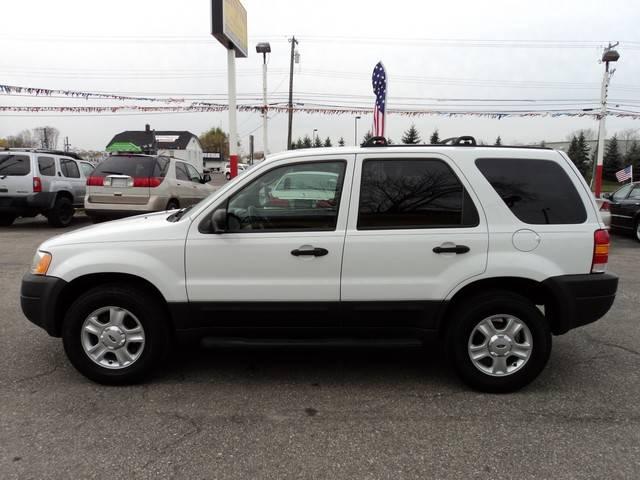Ford Escape 2004 photo 3