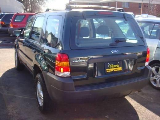 Ford Escape 2004 photo 3