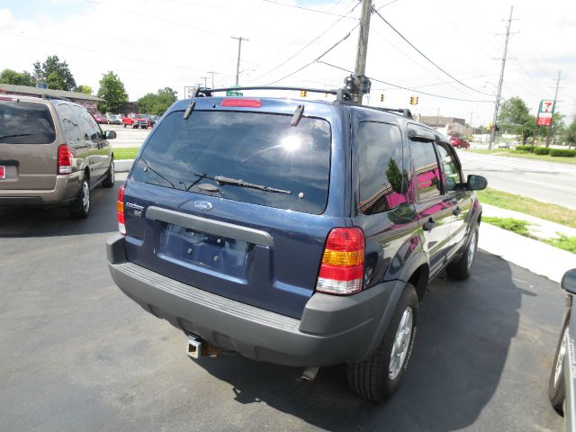 Ford Escape 2004 photo 4