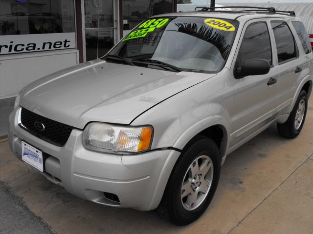 Ford Escape 2004 photo 1