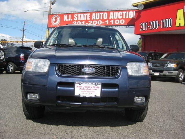 Ford Escape 2004 photo 2
