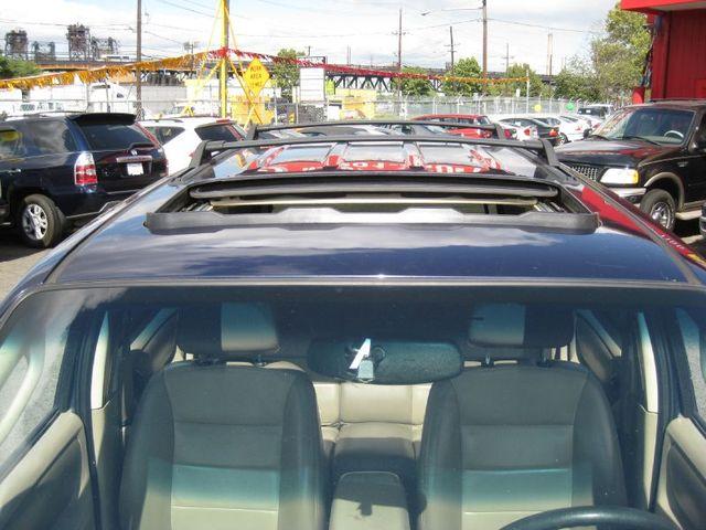 Ford Escape 2004 photo 3