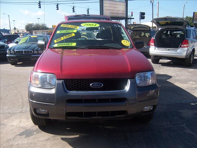 Ford Escape 2004 photo 1