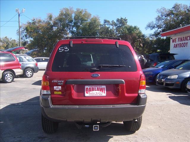 Ford Escape 2004 photo 3
