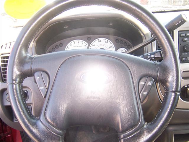 Ford Escape 2004 photo 4