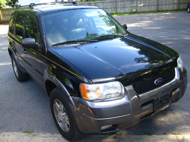 Ford Escape 2004 photo 2