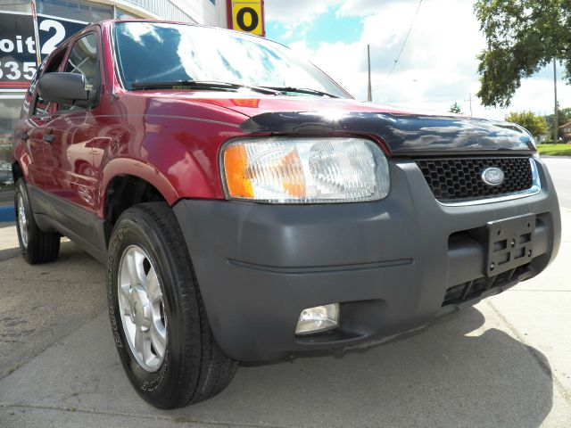 Ford Escape 2004 photo 1