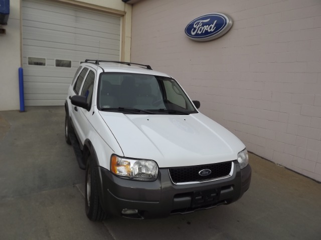 Ford Escape 2004 photo 1