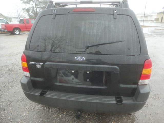 Ford Escape 2004 photo 1
