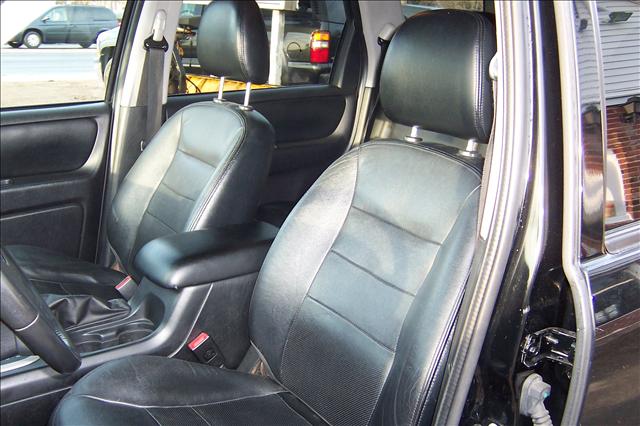 Ford Escape 2005 photo 5