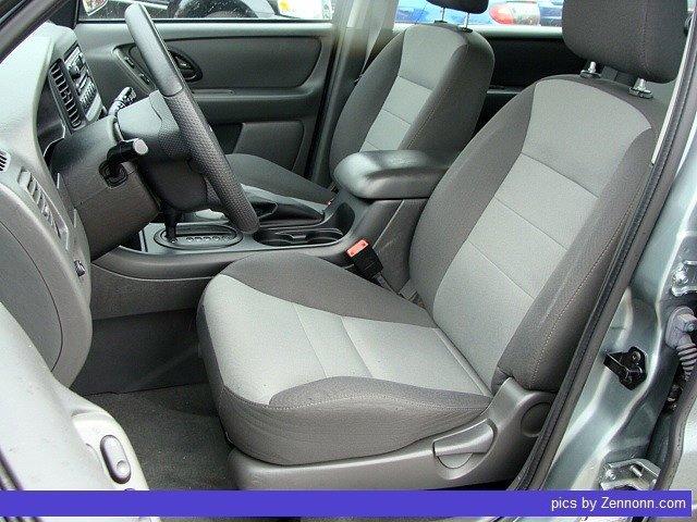 Ford Escape 2005 photo 2