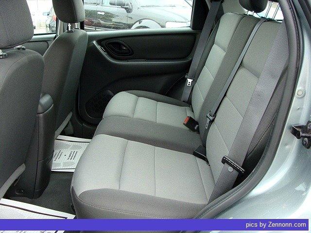 Ford Escape 2005 photo 3