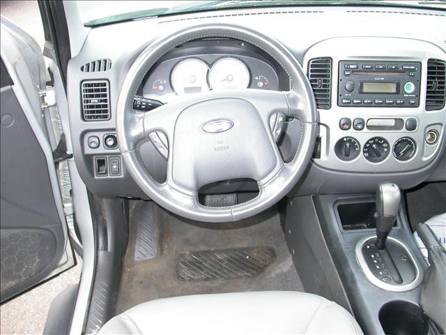 Ford Escape 2005 photo 3