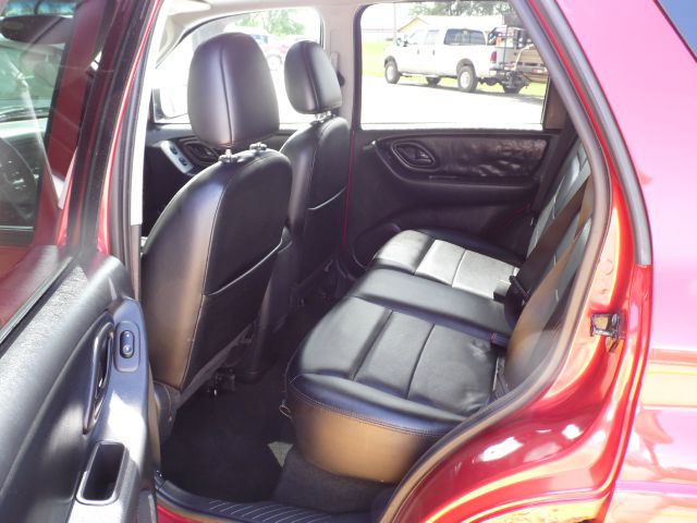 Ford Escape 2005 photo 3