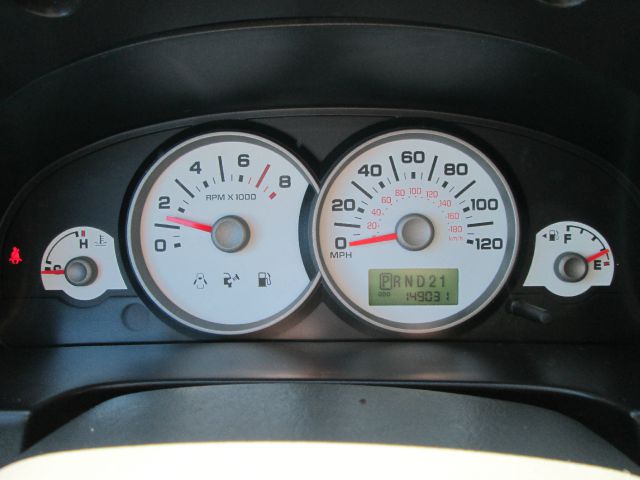 Ford Escape 2005 photo 11