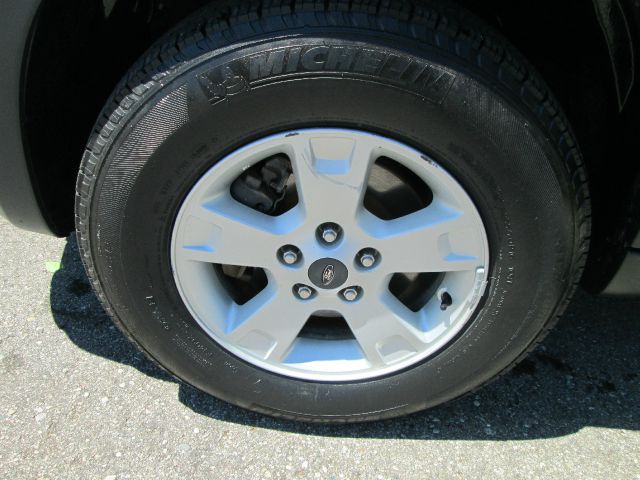 Ford Escape 2005 photo 5