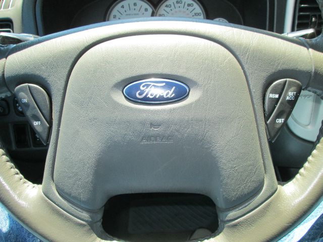 Ford Escape 2005 photo 7