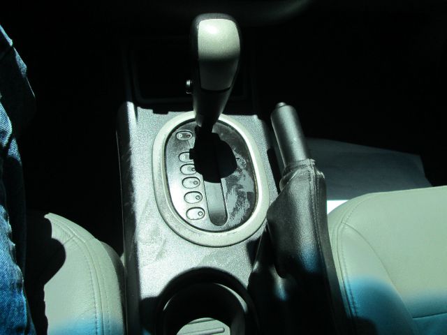 Ford Escape 2005 photo 9