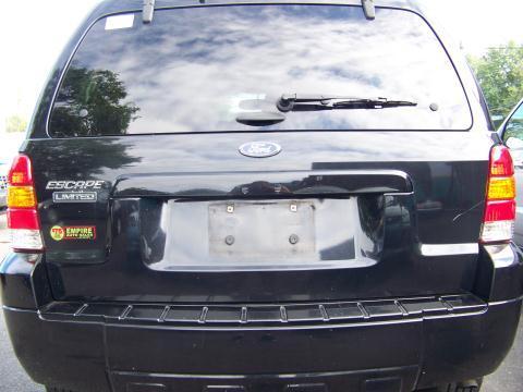 Ford Escape 2005 photo 1