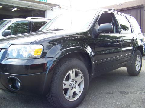 Ford Escape 2005 photo 2