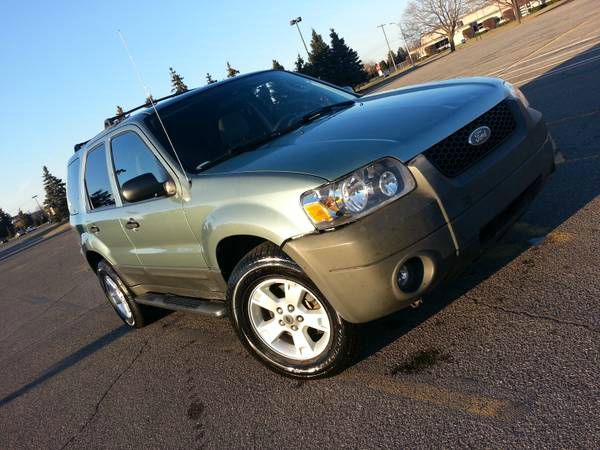Ford Escape 2005 photo 4