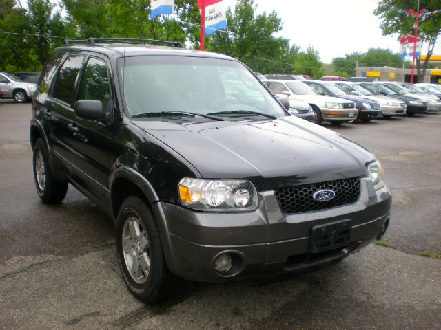 Ford Escape 2005 photo 9