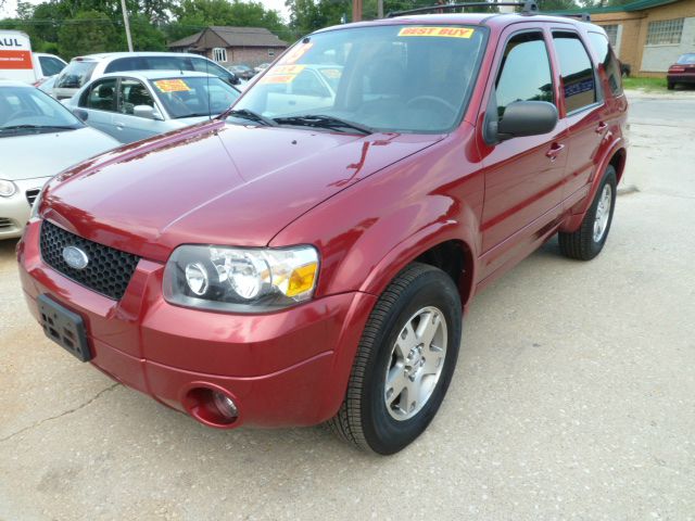 Ford Escape 2005 photo 1