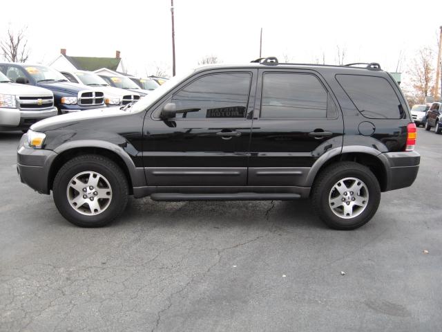 Ford Escape 2005 photo 1