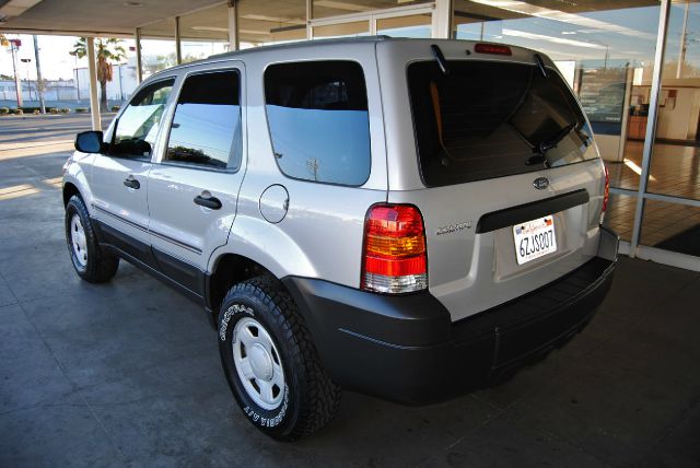 Ford Escape 2005 photo 4