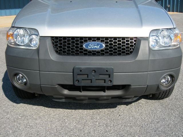 Ford Escape 2005 photo 0